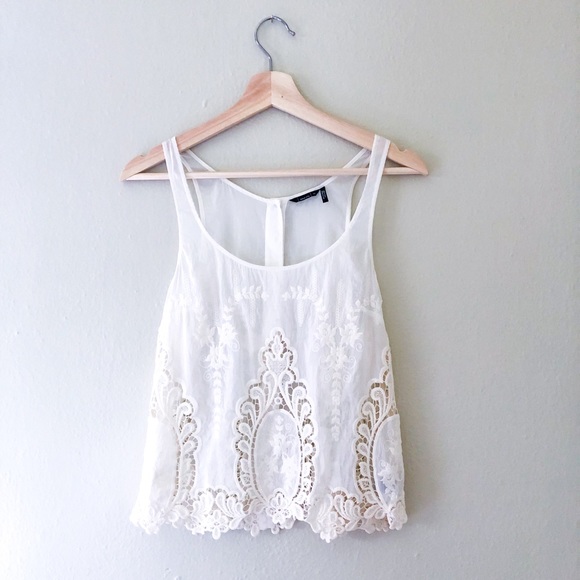 Dolce Vita Tops - Dolce Vita embroidered lace tank, white NWOT XS